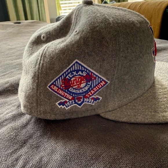 New Era Green and Black 59FIFTY Cap - Picture 5 of 10